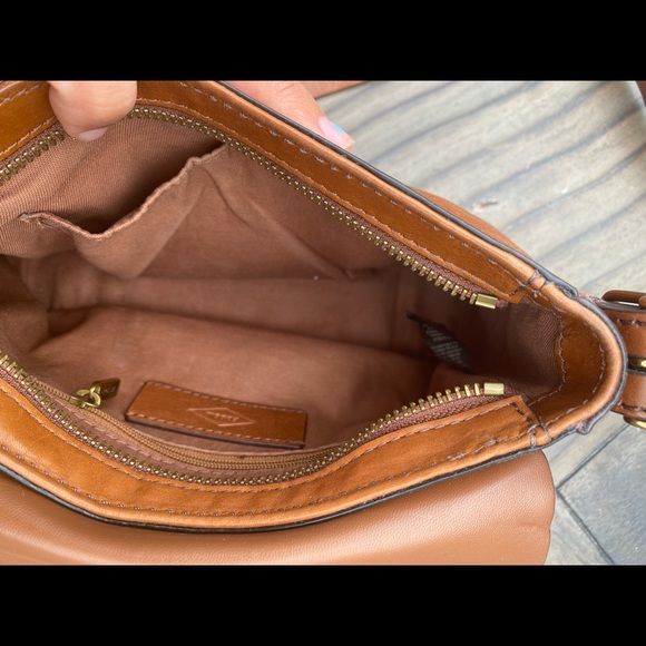 Fossil Maya Small Crossbody - Picture 9 of 10